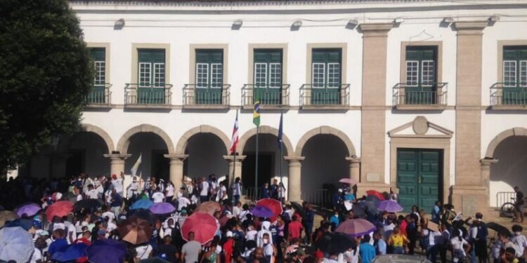Câmara derruba veto de Bruno Reis a reajustes de agentes de saúde