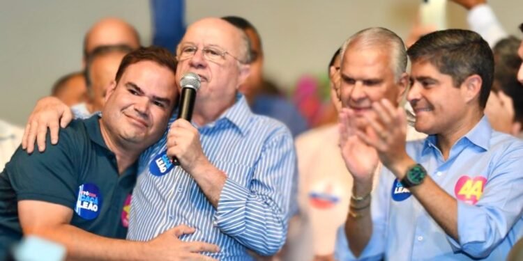 Cacá Leão diz que Zé Ronaldo ‘agrega muito ao projeto’ na coordenação geral da campanha de Neto