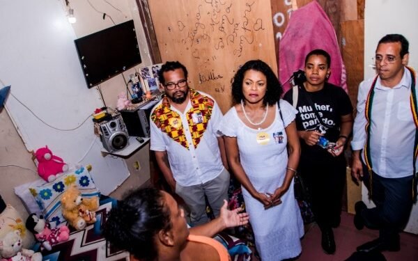 Kleber Rosa promete programa para erradicar déficit habitacional