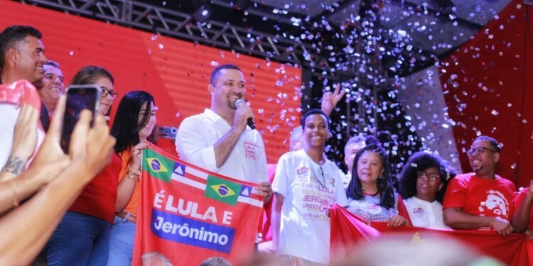 Mais de 2 mil pessoas prestigiam lançamento da candidatura de deputado estadual de Osni Cardoso