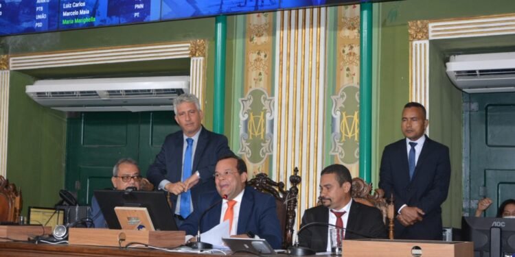 Veto do prefeito a reivindicação dos agentes de saúde e de combate às endemias está mantido por falta de quórum