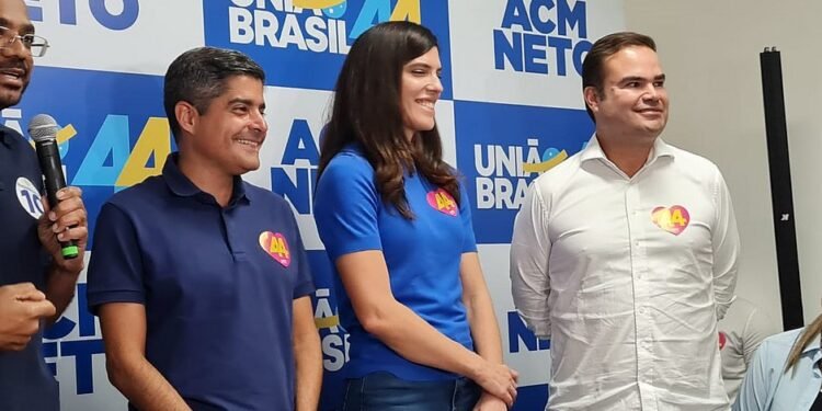 ACM Neto confirma Ana Coelho como vice da chapa