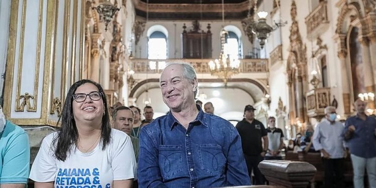 Ciro propõe programa de renda mínima de R$ 1 mil e prevê impacto de R$ 170 bilhões