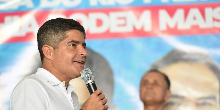 Datafolha: ACM Neto domina entre jovens de 16 a 24 anos