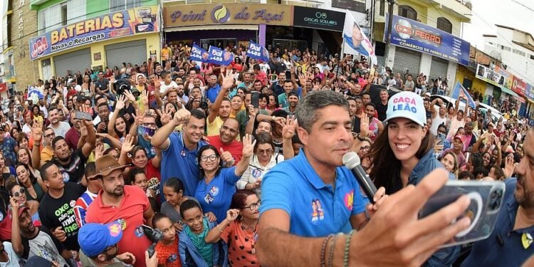 ACM Neto chega a 250 municípios percorridos na Bahia