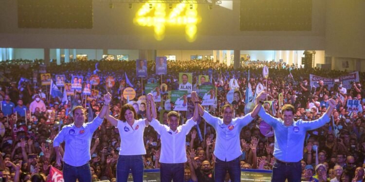 União Brasil oficializa ACM Neto como candidato ao Governo da Bahia em coligação que conta com 13 partidos