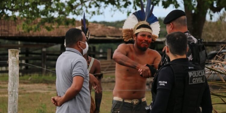 Força Tarefa completa uma semana no Extremo Sul com ausência de conflitos e entrega de presentes para crianças indígenas