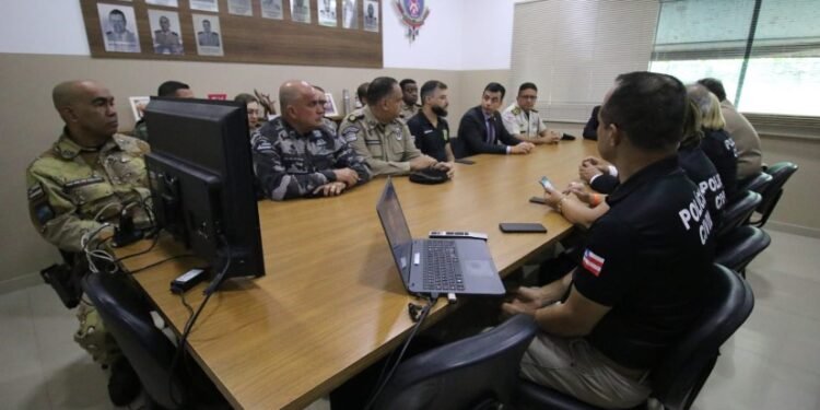 Secretário da Segurança promove reunião de avaliação com Força Tarefa em Porto Seguro