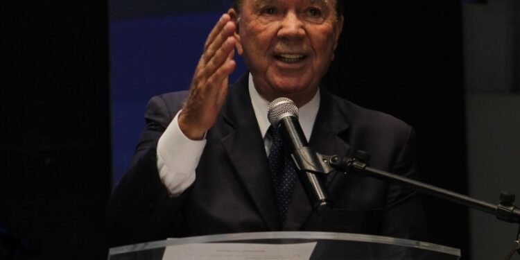 Leão rebate Rui Costa: ‘Deve estar sofrendo de amnésia’