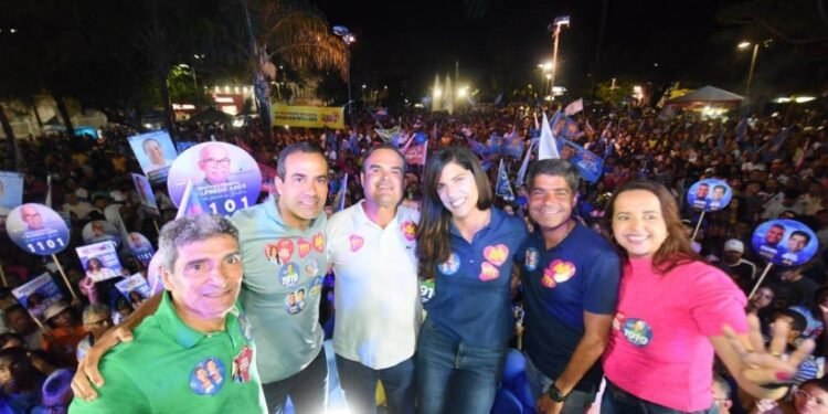 ‘Estamos a 20 dias de decidir o futuro da Bahia’, diz Cacá Leão em Valença