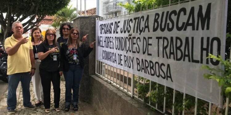 Sem segurança, oficiais de justiça estão sofrendo ameaças durante cumprimento de mandados, denuncia associação