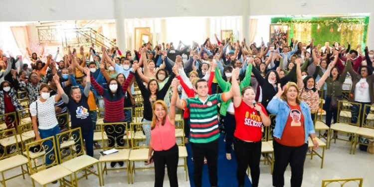 Em Vitória da Conquista, Matheus de Geraldo Júnior apoia as lutas dos agentes de saúde e endemias