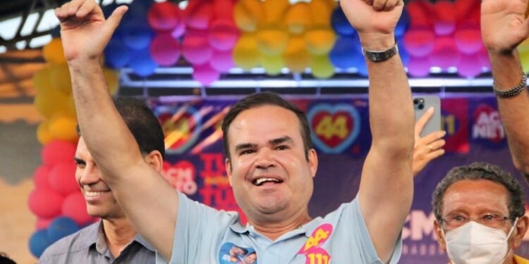 ‘Nosso compromisso é transformar a Bahia no melhor estado do Brasil’, diz Cacá Leão