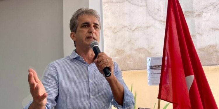 ‘Não tem competência’, diz deputado Robinson após fala de Bruno Reis