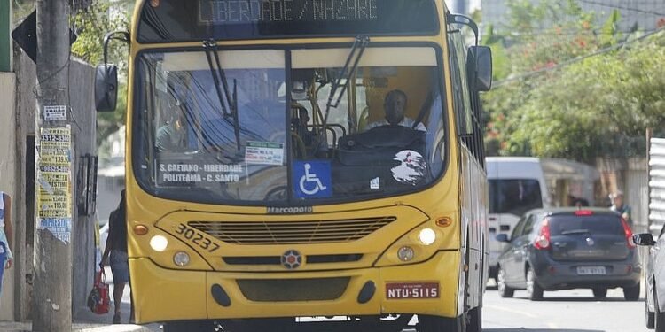 Prefeitura de Salvador cria linhas de ônibus e muda 13 pontos na Estação Pirajá