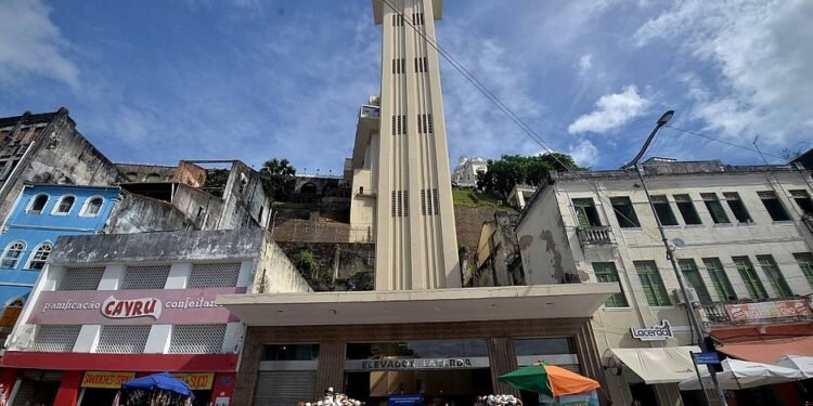 Elevador Lacerda é fechado para manutenção neste domingo (4)