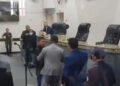 Vereadores brigam durante manifestação de servidores da Saúde em Feira de Santana