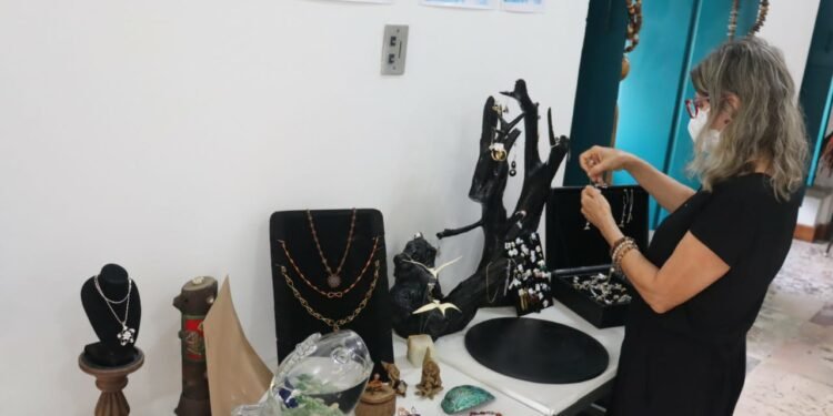 III Mostra de Joalheria, Pedras Preciosas e Artesanato Mineral começa nesta terça-feira (01)