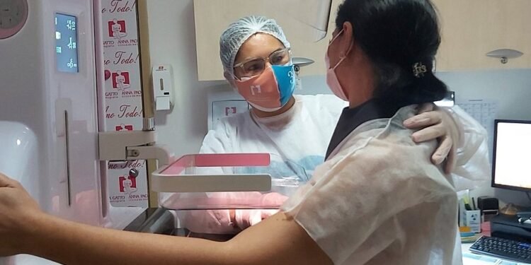 Salvador promove Dia D do Outubro Rosa neste sábado (15)