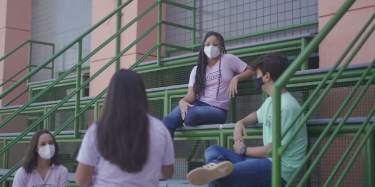 Estudantes de Salvador participam de seletivas internacionais de olimpíada internacional