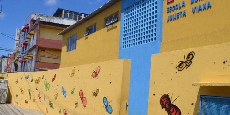 Escola municipal suspende aulas após ameaça de massacre em Salvador
