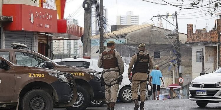 Instituto aponta 127 tiroteios e 121 baleados em setembro em Salvador e Região