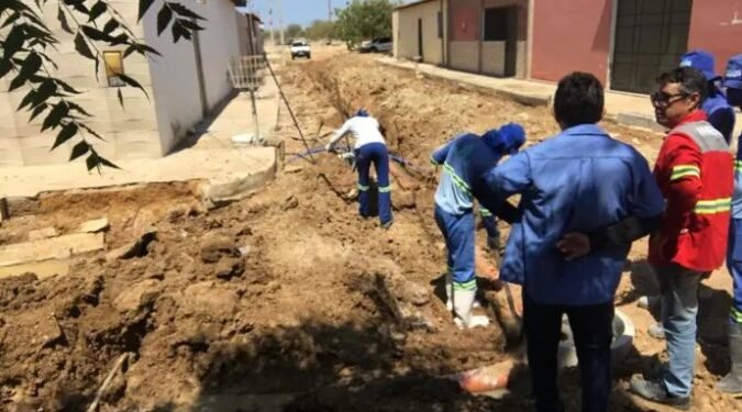 Ampliação de rede de esgoto continua avançando no bairro Dom José Rodrigues, em Juazeiro