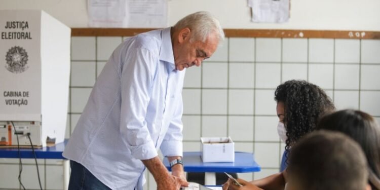 Otto Alencar denuncia ‘fake news’ bolsonarista sobre fim da vaquejada