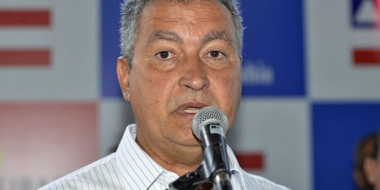 Covid-19: Rui Costa descarta retomar uso obrigatório de máscaras