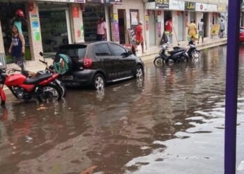 Feira de Santana: chuvas causam impacto um ano após indicação de plano