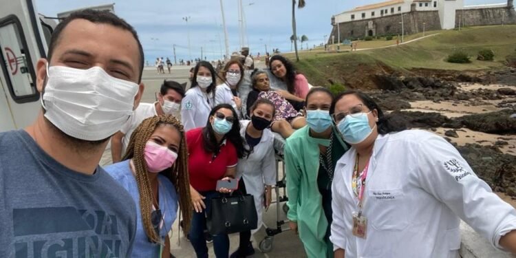 Equipe do HGRS realiza desejo de infância de paciente em cuidados paliativos