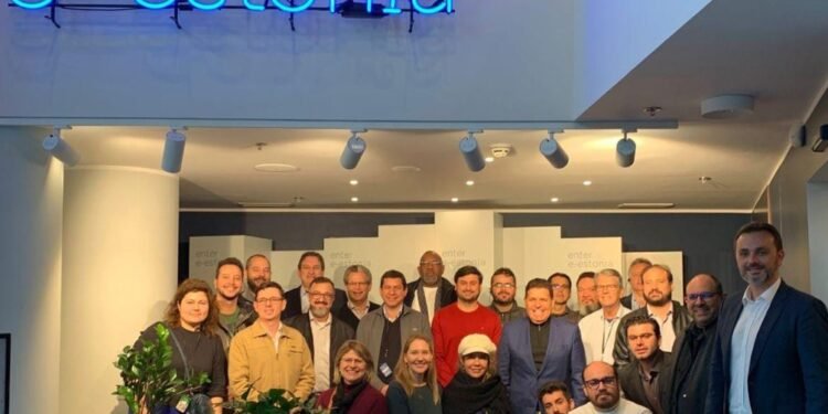 Cordélia Torres, prefeita de Eunápolis, participa de missão na Europa com os temas “Smart City e Governo Eletrônico”