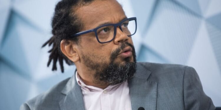 Kleber Rosa enxerga maturidade do PSOL por fazer parte da transição