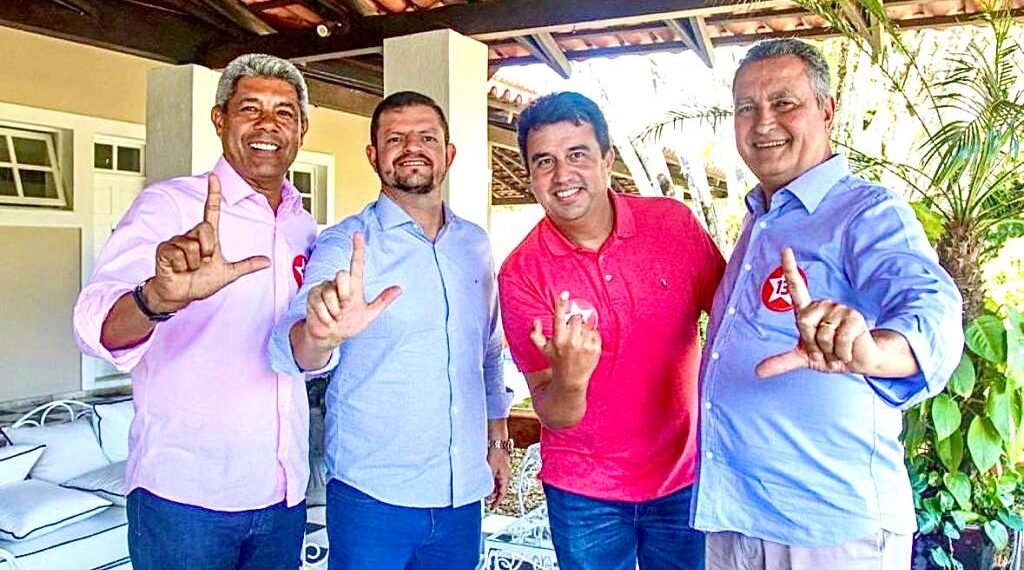 Quinho, prefeito de Belo Campo, e Adriano Lima, de Serrinha, dão a largada na sucessão à Presidência da UPB