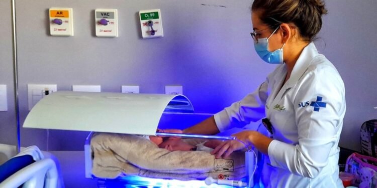 Construído pelo Governo do Estado, Hospital Materno-Infantil de Ilhéus completa um ano nesta terça, 6