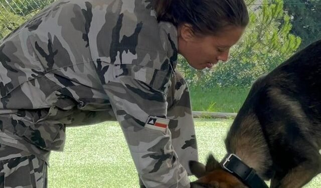 PM baiana é a primeira brasileira a participar do curso de adestramento de cães em Portugal