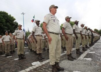 90 mil candidatos são convocados para provas do concurso da PM e Corpo de Bombeiros