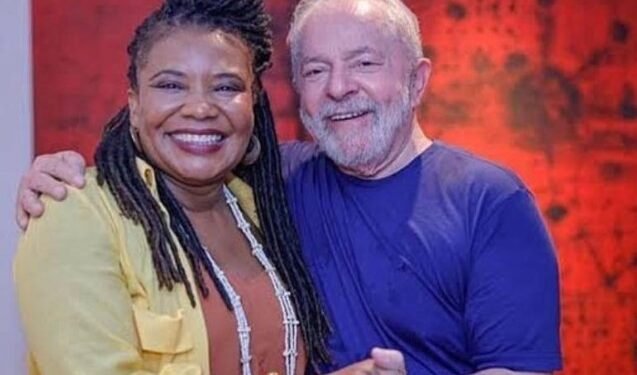 Margareth Menezes aceita convite e será ministra da Cultura em 2023