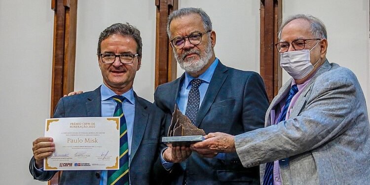 Cinco décadas de pesquisa colocam Bahia em destaque no setor mineral