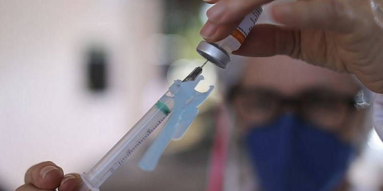 Estoque de vacinas contra covid-19 esgota em unidades de saúde Conquista