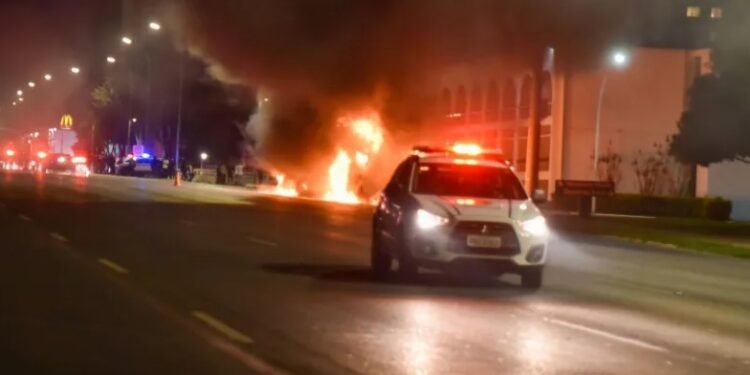 Lula não esteve em risco durante tumulto em Brasília, diz Flávio Dino
