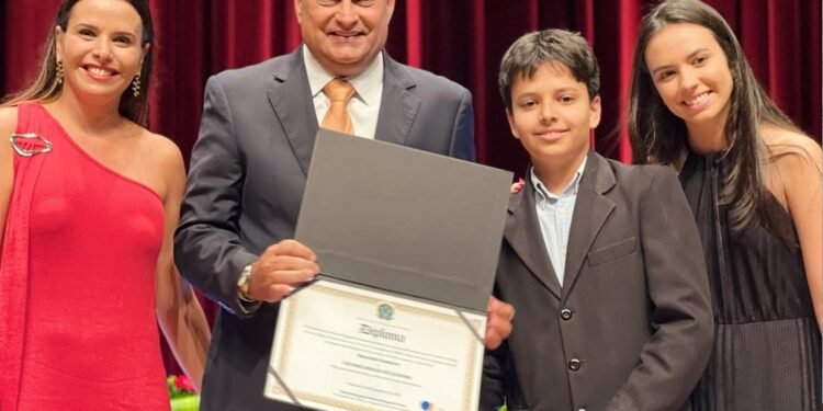 Luciano Araujo, presidente do Solidariedade na Bahia, é diplomado como deputado estadual