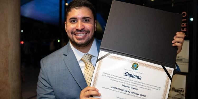 Jordávio Ramos é diplomado deputado estadual e vai exercer seu primeiro mandato na Assembleia Legislativa da Bahia