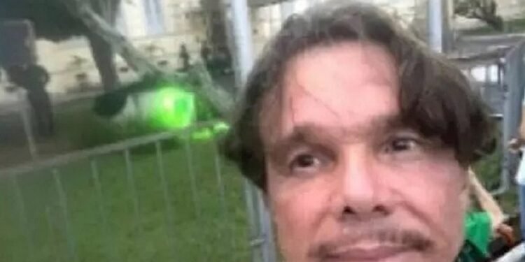 Netinho passa Natal em acampamento bolsonarista em frente ao Quartel da Mouraria