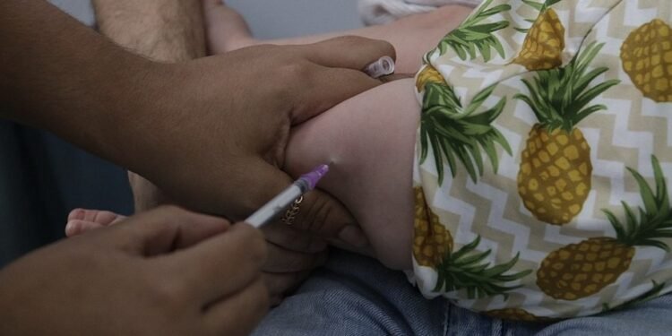 Número de crianças vacinadas até 4 anos cresce em Salvador com ampliação do público habilitado