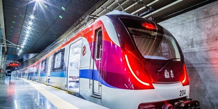 Estações do metrô disponibilizam Wi-Fi gratuito para os usuários