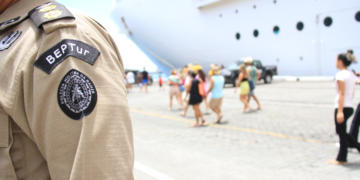 Operação Navio recepciona 5 mil turistas em Salvador