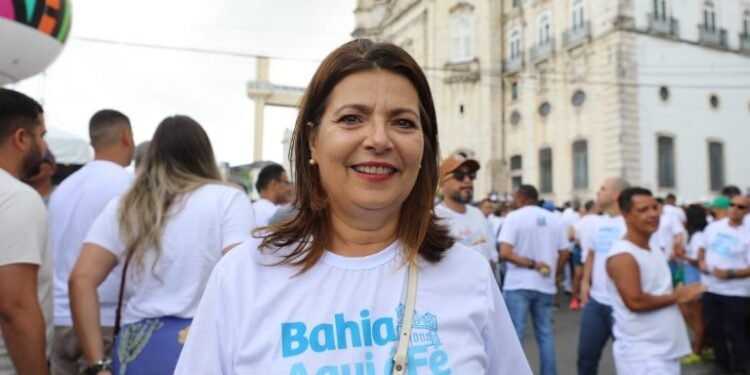 Adelia diz que educação é “sua casa” e aponta desafios na secretaria