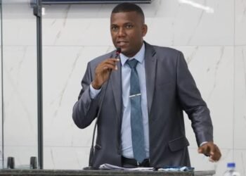 Lei garante prioridade para alunos com mobilidade reduzida, em Camaçari