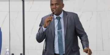 Lei garante prioridade para alunos com mobilidade reduzida, em Camaçari